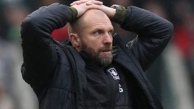 Ian Foster: Plymouth Argyle boss Foster says calls for him to be sacked are not helping