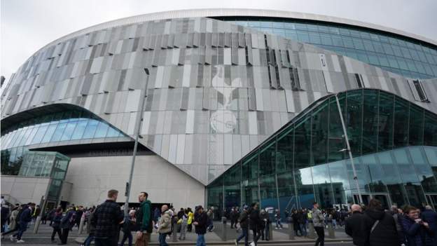Premier League apologises as Tottenham v Nottingham Forest is moved at short notice
