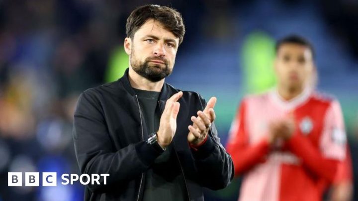 Russell Martin: Southampton boss apologises to fans for Foxes rout