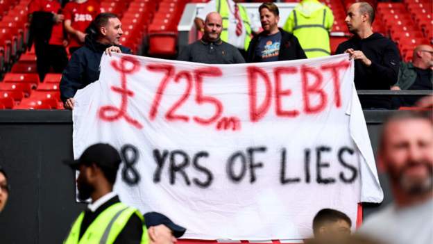 Premier League clubs’ £1bn of losses in 11 charts