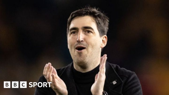 Andoni Iraola: Bournemouth boss signs 12-month contract extension