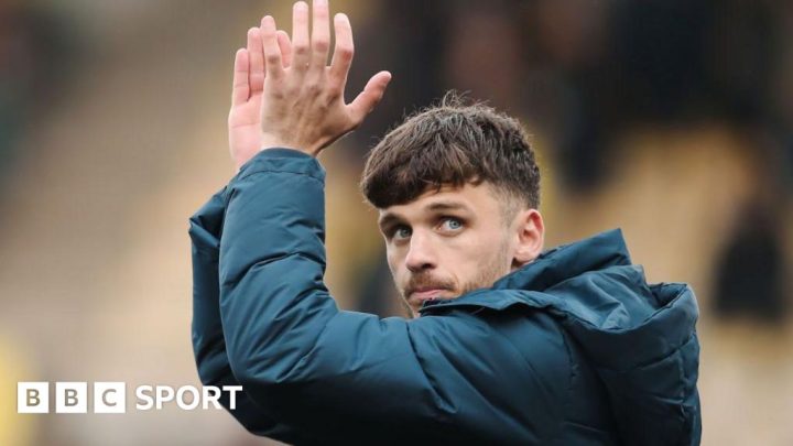 Jamie Paterson: Swansea City happy to wait on contract decision – for now