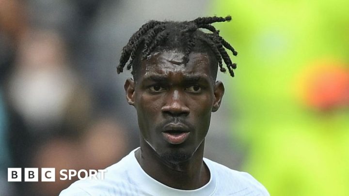 Tottenham’s Yves Bissouma robbed of luxury watch in Cannes
