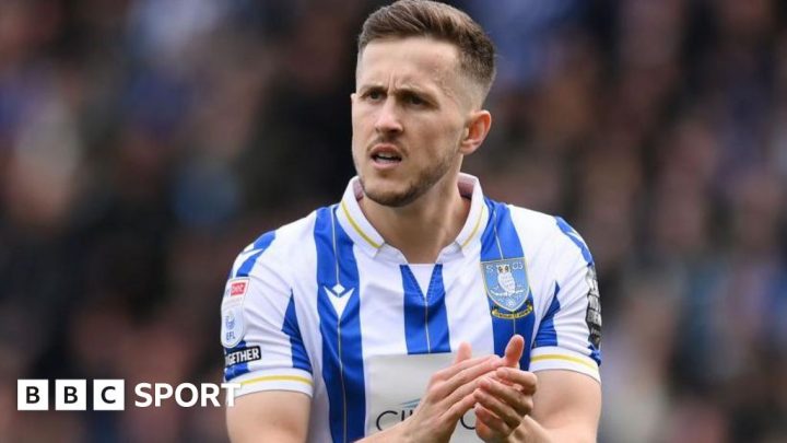Will Vaulks: Oxford United sign ex-Sheffield Wednesday midfielder