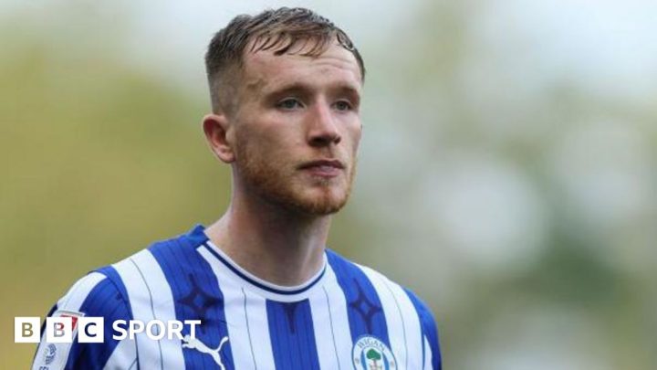 QPR sign Liam Morrison from Bayern Munich and right-back Hevertton Santos