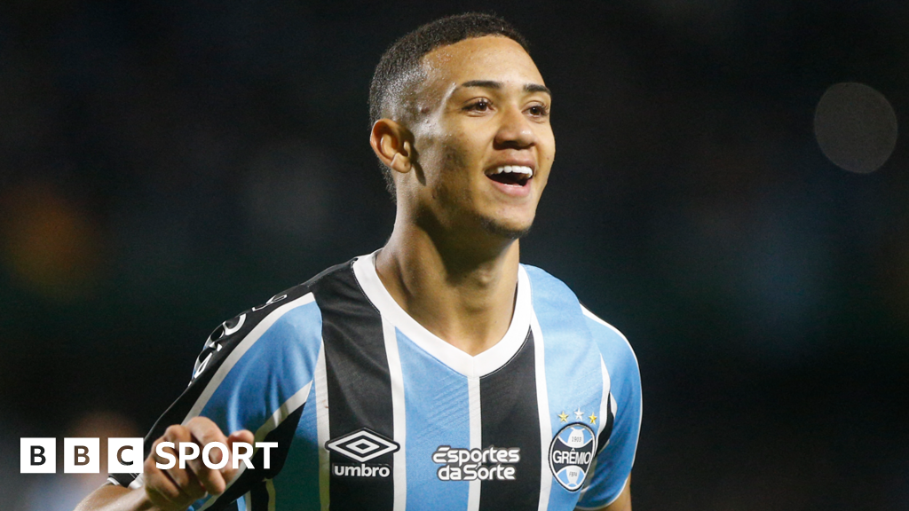 Gustavo Nunes: Brentford sign teenage Brazilian winger for £10m-plus Gustavo Nunes: Brentford sign teenage Brazilian winger for £10m-plus