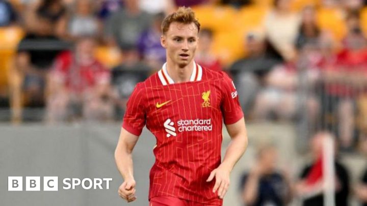 Sepp van den Berg: Brentford agree £25m deal to sign Liverpool defender