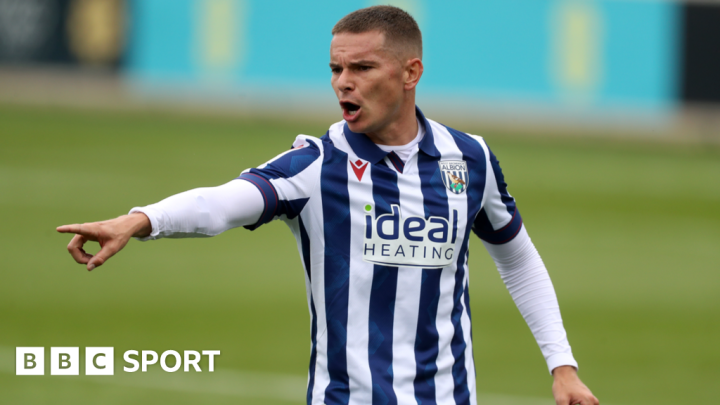 Conor Townsend: Ipswich Town sign West Brom defender for £750,000