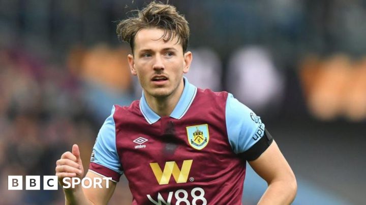 Sander Berge: Fulham sign Burnley midfielder in £25m deal