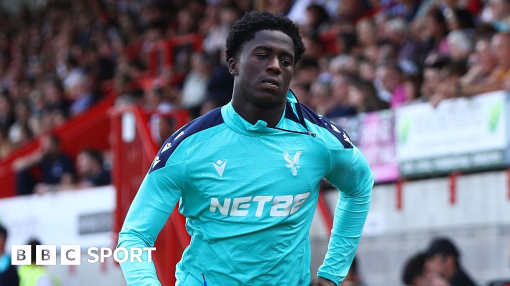 Malcolm Ebiowei: Oxford United sign winger on loan from Crystal Palace Malcolm Ebiowei: Oxford United sign winger on loan from Crystal Palace