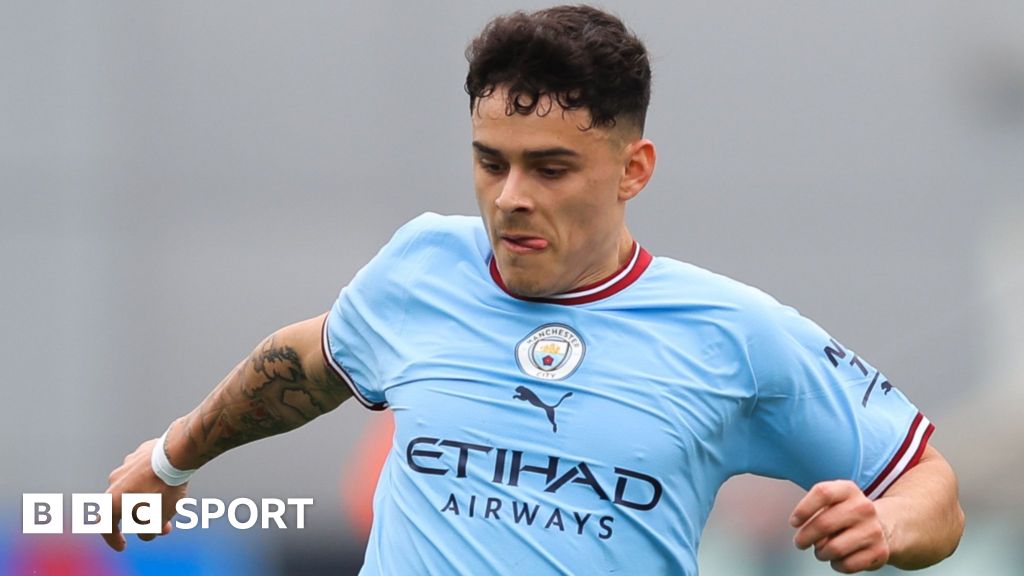 Alex Robertson: Cardiff sign Manchester City midfielder Alex Robertson: Cardiff sign Manchester City midfielder