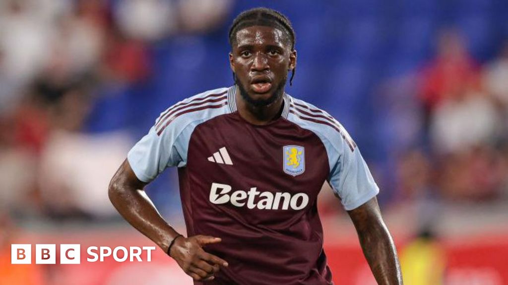 Samuel Iling-Junior: Aston Villa forward joins Bologna on season-long loan Samuel Iling-Junior: Aston Villa forward joins Bologna on season-long loan
