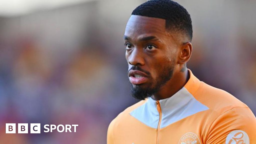 Ivan Toney: Brentford striker not in squad because of transfer interest – manager Frank Ivan Toney: Brentford striker not in squad because of transfer interest – manager Frank