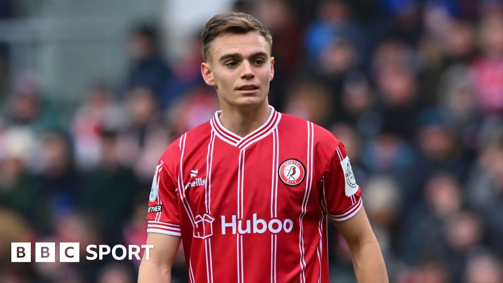 Scott Twine: Bristol City sign Burnley midfielder on four-year deal Scott Twine: Bristol City sign Burnley midfielder on four-year deal