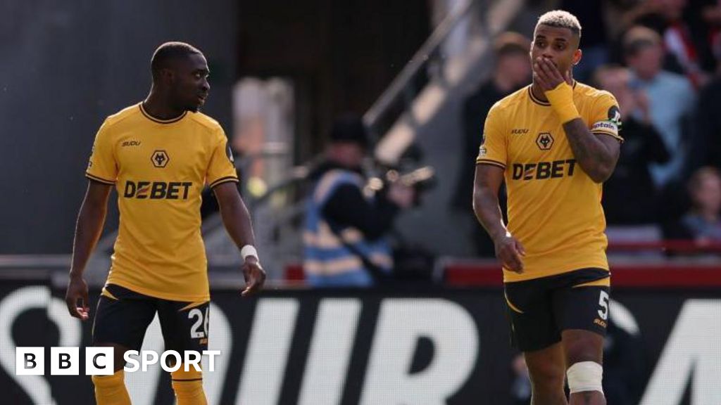 Wolves captain Mario Lemina says boss Gary O’Neil should not be blamed for poor start Wolves captain Mario Lemina says boss Gary O’Neil should not be blamed for poor start