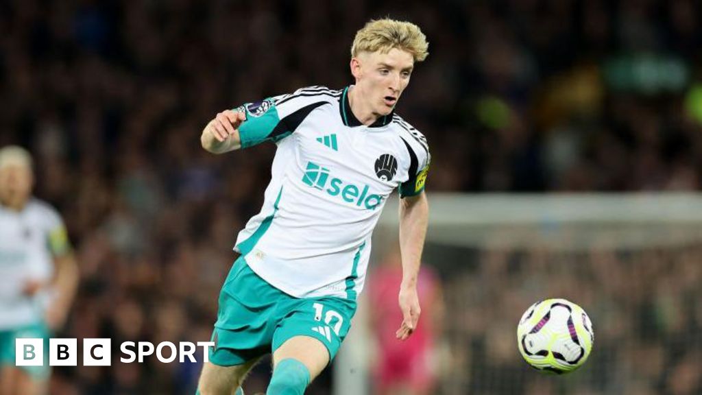 Anthony Gordon: England winger signs new long-term deal with Newcastle Anthony Gordon: England winger signs new long-term deal with Newcastle
