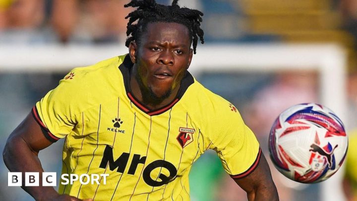 Kwadwo Baah: Watford striker agrees new long-term contract