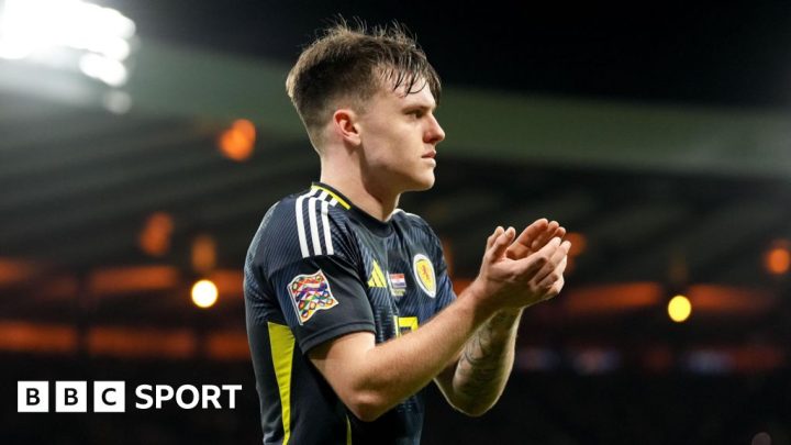 Michael Carrick: Liverpool loanee Ben Doak ‘thriving’ at Middlesbrough