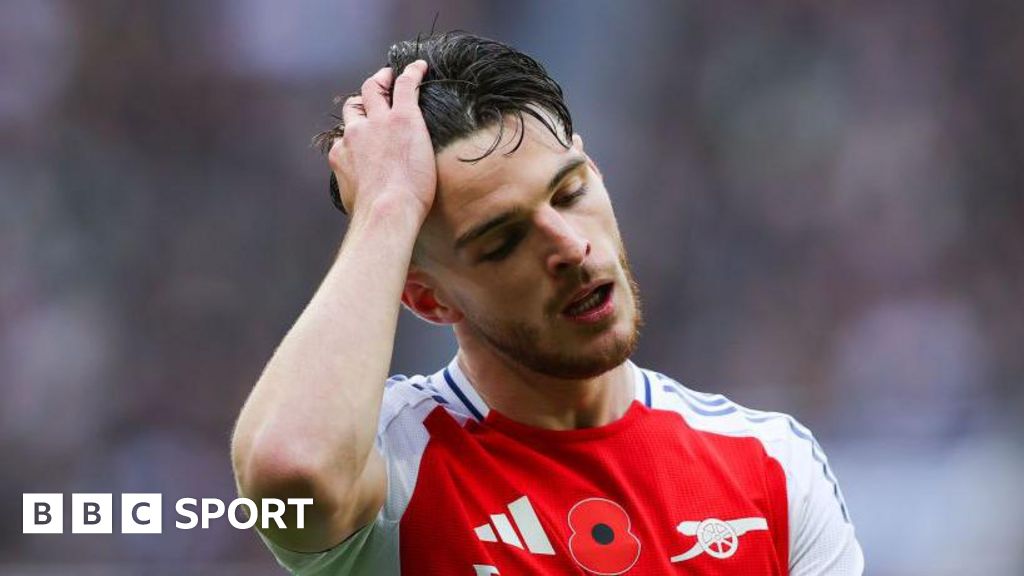 Declan Rice: Arsenal midfielder to play despite broken toe Declan Rice: Arsenal midfielder to play despite broken toe