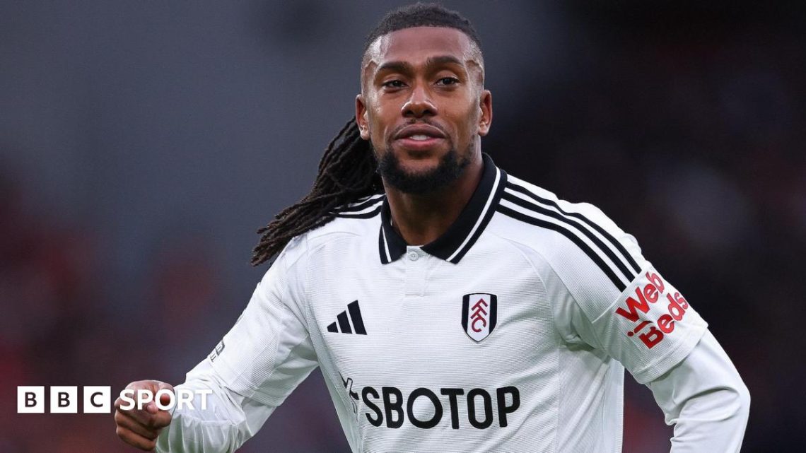 Alex Iwobi: Nigeria midfielder says Fulham squad is ‘one big brotherhood’ Alex Iwobi: Nigeria midfielder says Fulham squad is ‘one big brotherhood’