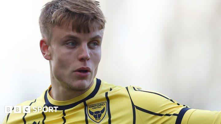 Will Goodwin: Wigan Athletic sign Oxford United striker on loan