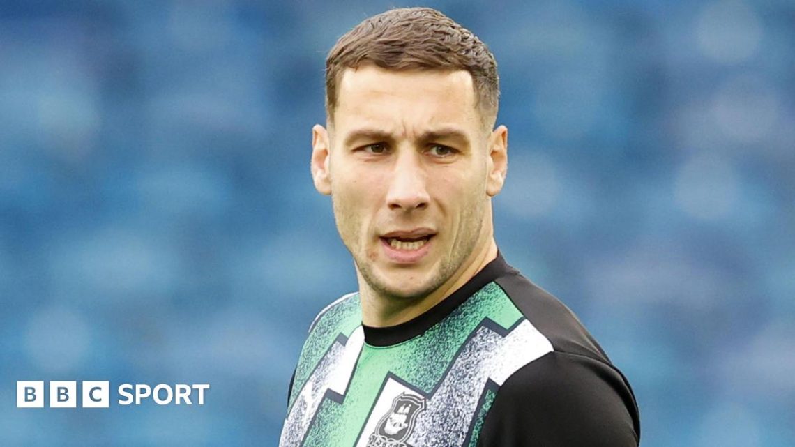 Marko Marosi: Goalkeeper leaves Plymouth Argyle as contract ends Marko Marosi: Goalkeeper leaves Plymouth Argyle as contract ends