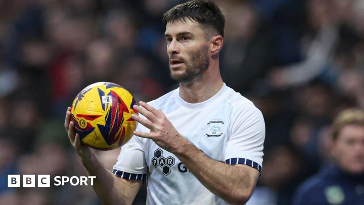 Andrew Hughes: Preston North End defender extends deal
