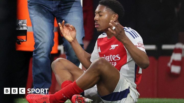 Myles Lewis-Skelly: Teenager inspires Arsenal rout over Manchester City