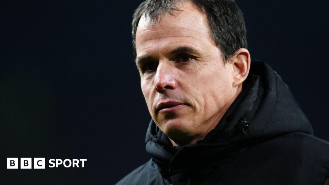 Sunderland: Regis Le Bris excited about Leeds United challenge