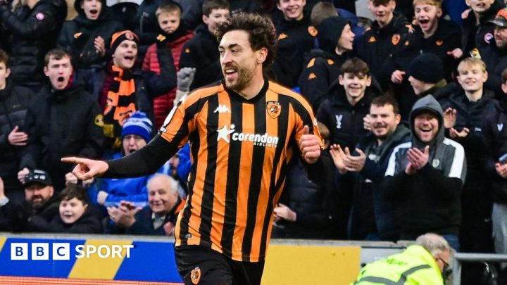 Matt Crooks: Hull City midfielder opens up on epilepsy diagnosis