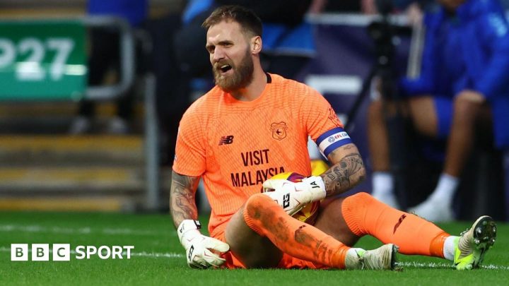 Jak Alnwick: Hamstring injury rules out Cardiff keeper for season