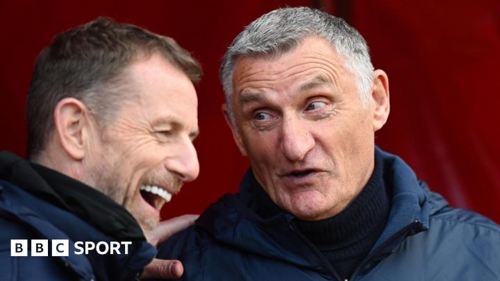 Gary Rowett: Oxford United boss happy to see Tony Mowbray back