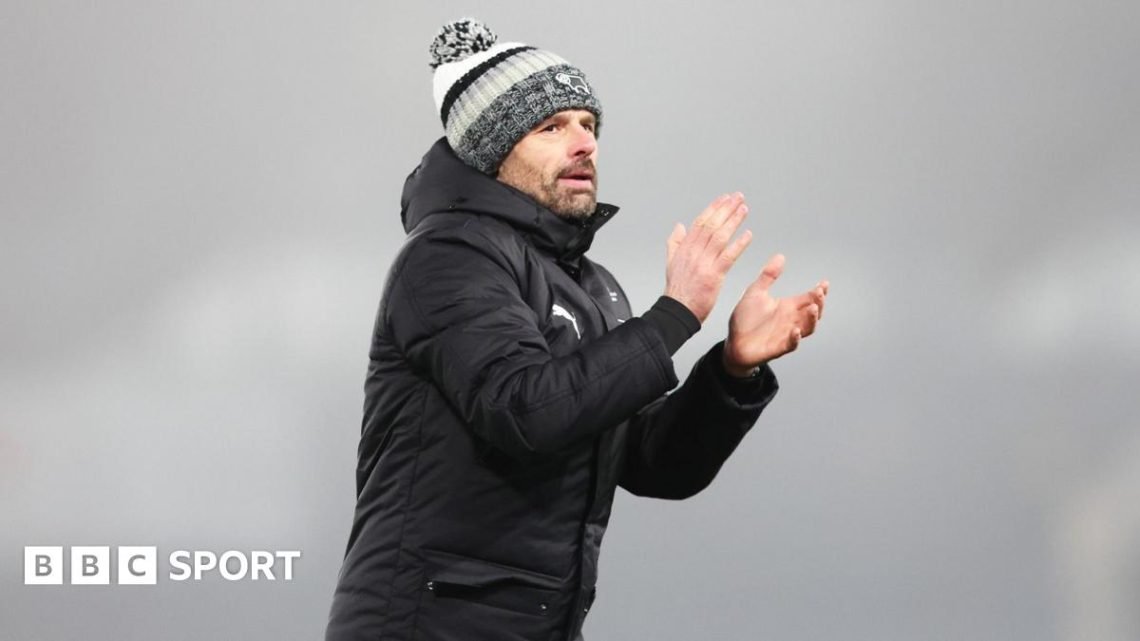 Paul Warne: Derby County boss likens boos to pantomime treatment Paul Warne: Derby County boss likens boos to pantomime treatment