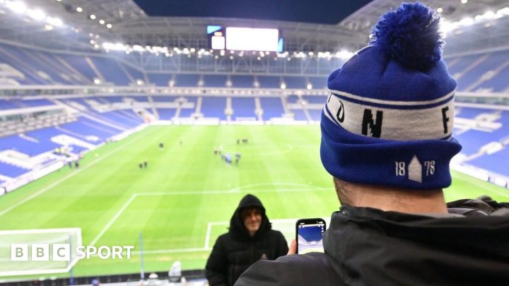 Everton Stadium: ‘It’s out of this world’ – Toffees fans get first glimpse of new stadium