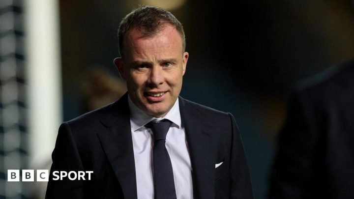 Everton to appoint Leeds’ Angus Kinnear as new chief executive