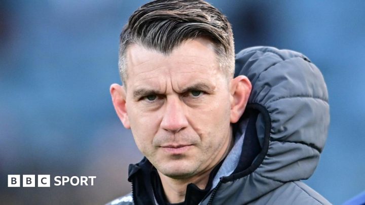 Matt Bloomfield: Luton Town must find a way to win at Derby, says boss