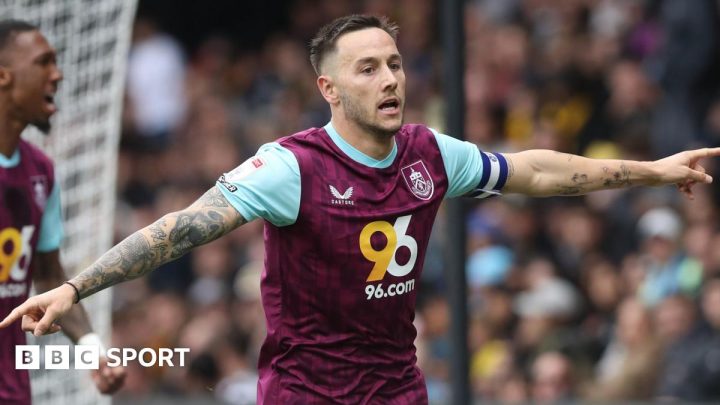 Watford 1-2 Burnley: Zian Flemming and Josh Brownhill goals edge Clarets closer to Premier League