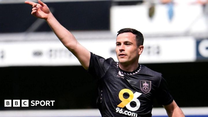 Burnley thrash QPR to put title pressure on Leeds