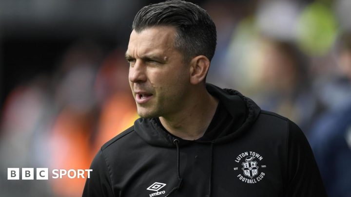 Matt Bloomfield: Luton Town boss ‘relishing’ relegation decider