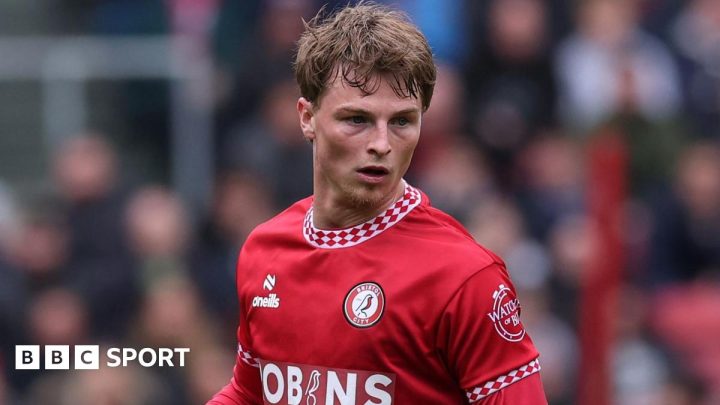 George Tanner: Bristol City defender signs new three-year contract