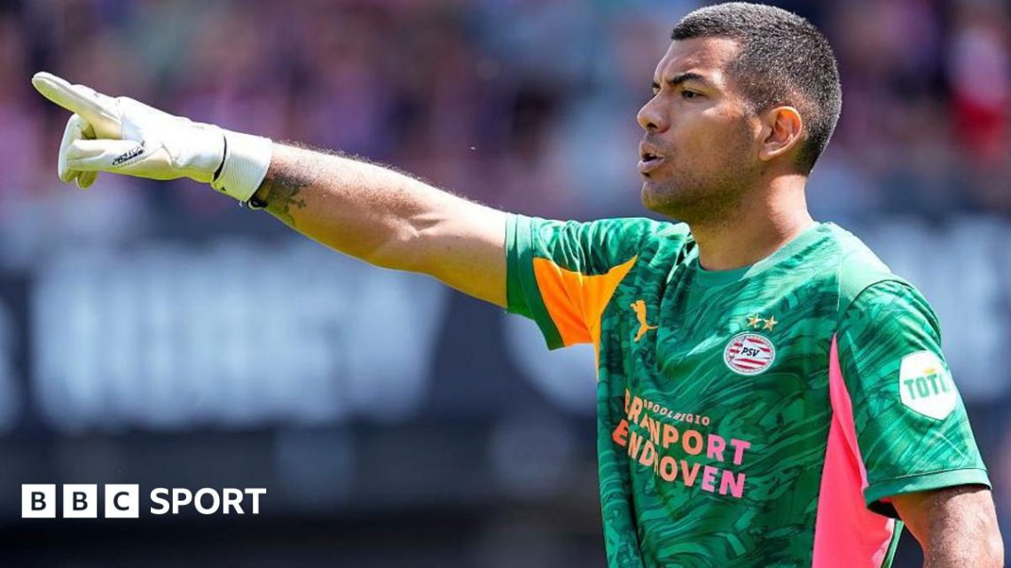 Crystal Palace transfer news: Goalkeeper Walter Benitez signs on free transfer from PSV Crystal Palace transfer news: Goalkeeper Walter Benitez signs on free transfer from PSV