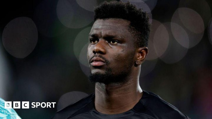 Ousmane Diomande: Crystal Palace in talks with Sporting Lisbon over move for centre back