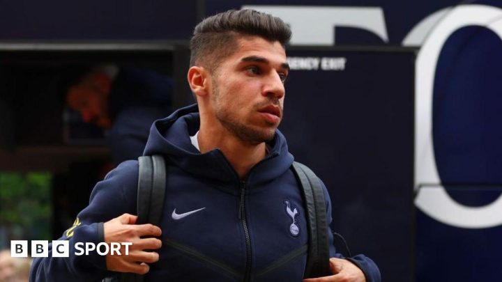 Manor Solomon: Tottenham in touch with stranded Israel winger