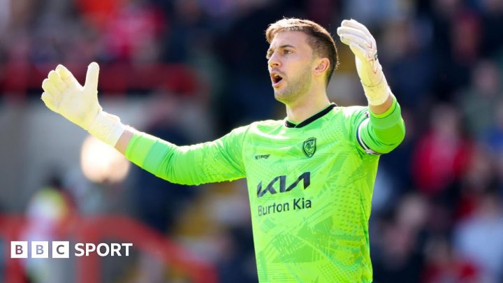 Max Crocombe: Millwall sign New Zealand keeper from Burton Albion