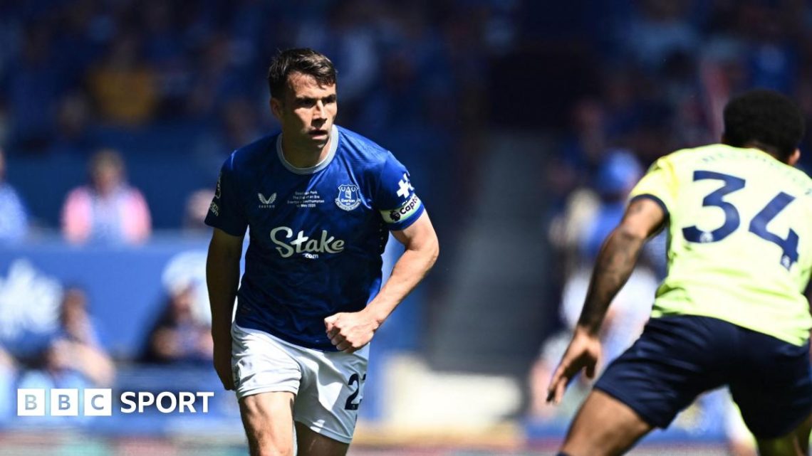 Seamus Coleman contract: Everton captain signs one-year deal extension Seamus Coleman contract: Everton captain signs one-year deal extension