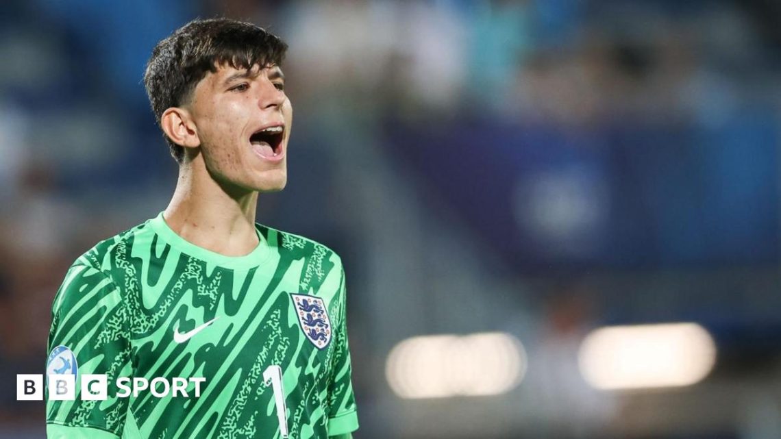 James Beadle: Birmingham City sign Brighton goalkeeper on loan James Beadle: Birmingham City sign Brighton goalkeeper on loan