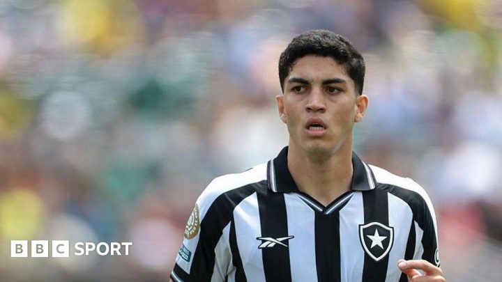 Nottingham Forest: Jair Cunha joins Premier League side from Botafogo