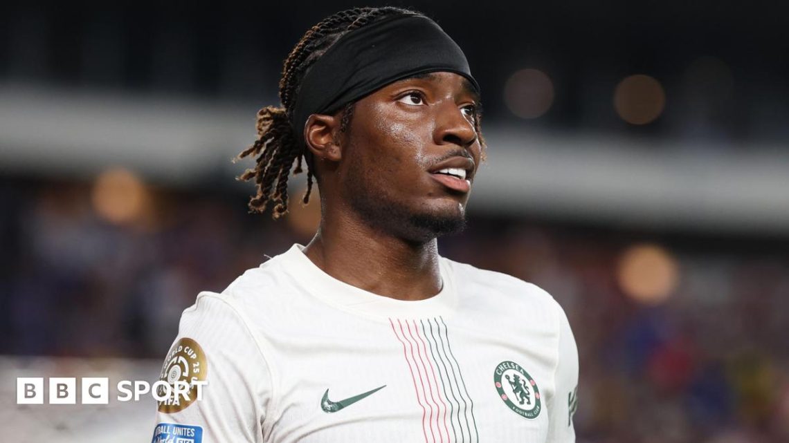 Noni Madueke: Chelsea winger agrees personal terms with Arsenal