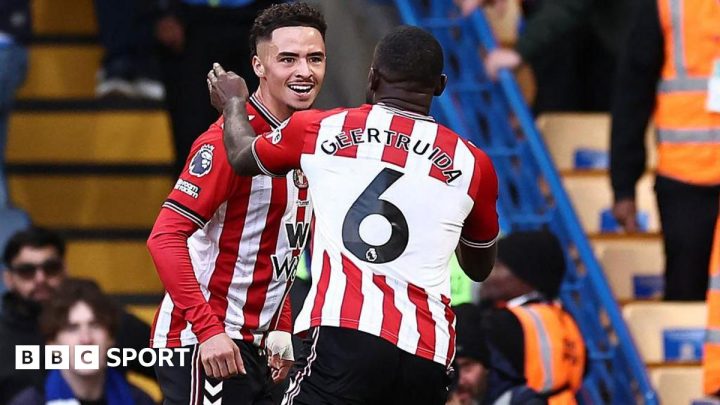 Chelsea 1-2 Sunderland: Chemsdine Talbi scores late winner to stun Blues