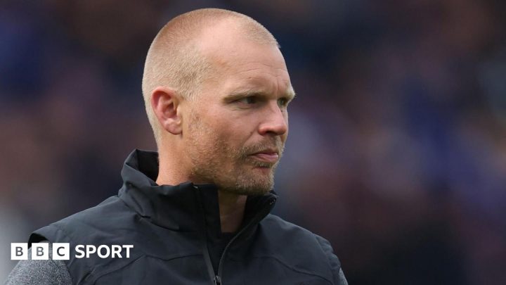 Norwich City 0-1 Bristol City: Robins win increases pressure on Manning